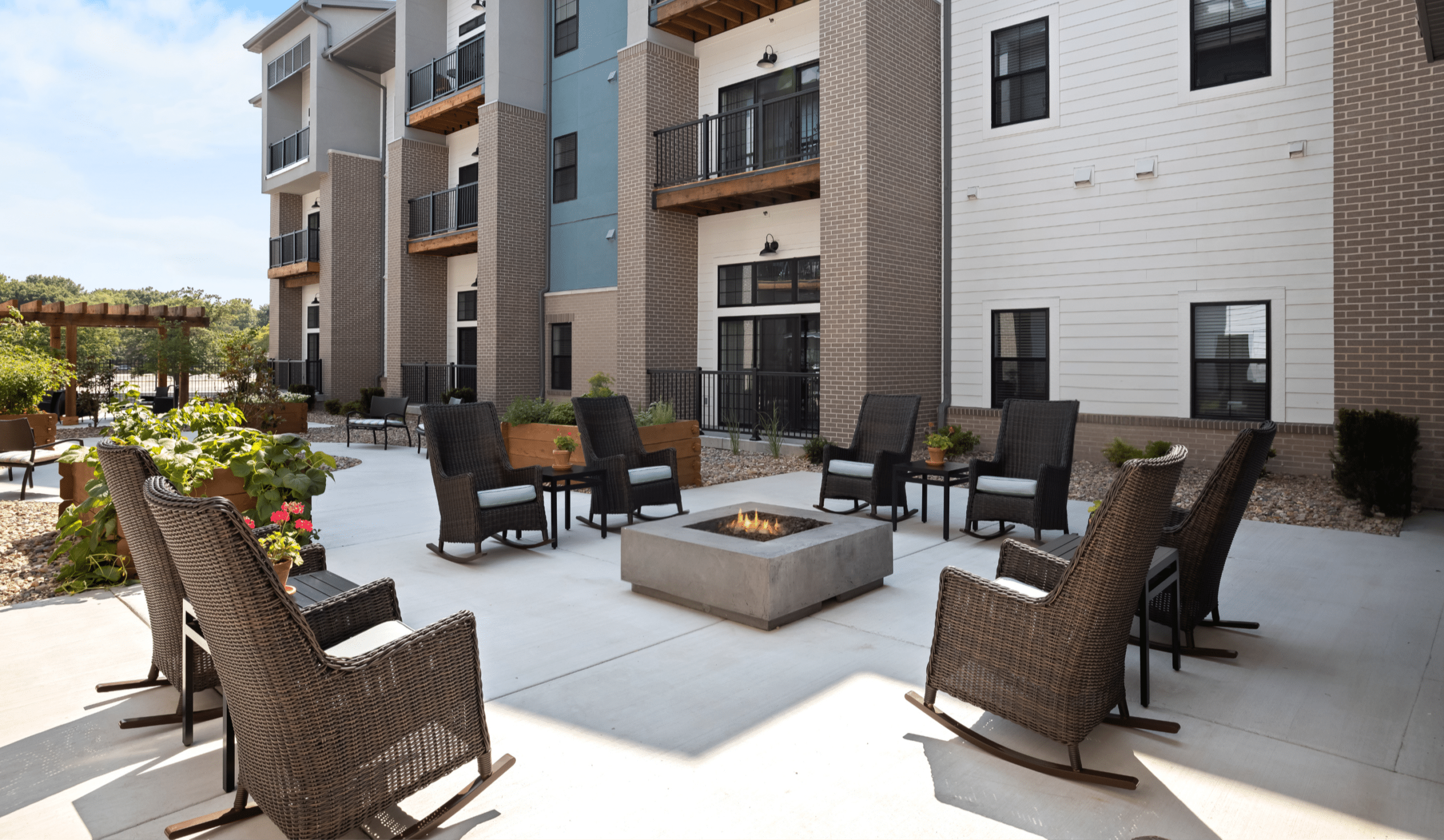 Outdoor patio with fire pit at Novel Place